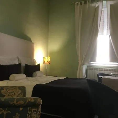 ベッド・アンド・ブレックファスト アルベールギノ B＆b 4*