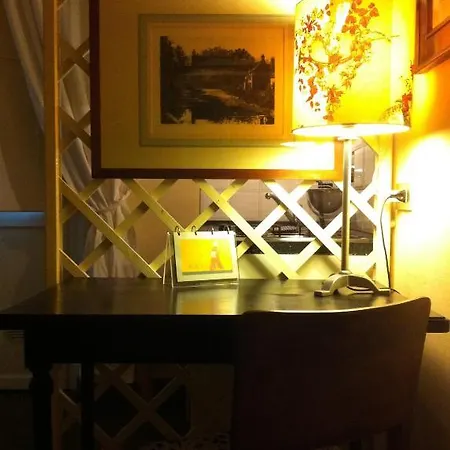 ベッド・アンド・ブレックファスト アルベールギノ B＆b フィレンツェ