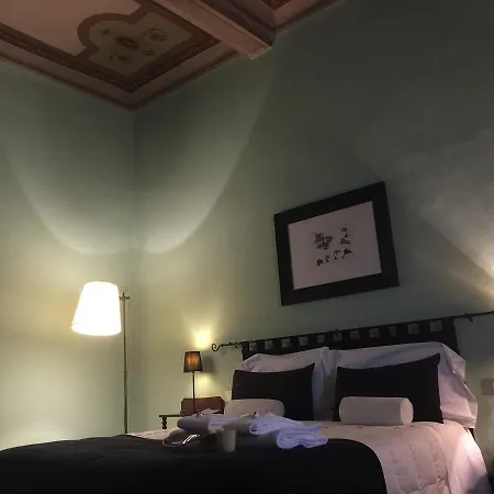 ベッド・アンド・ブレックファスト アルベールギノ B＆b 4*