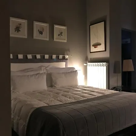 ベッド・アンド・ブレックファスト アルベールギノ B＆b 4*